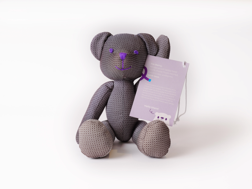 香港エクスプレス アップサイクルテディベア – ベリー(Berry)