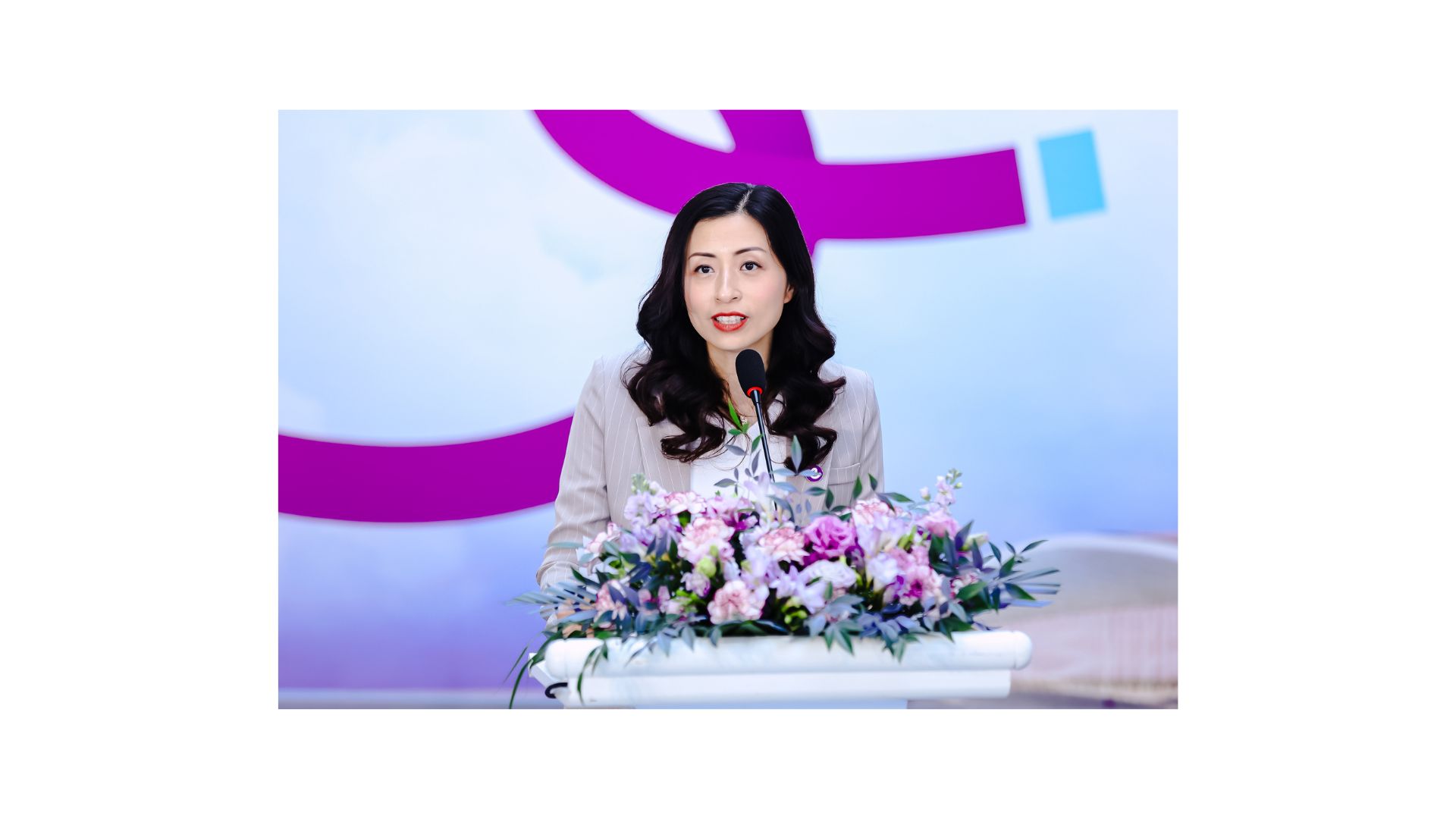 HK Express held a simple but grand inauguration ceremony at Beijing Daxing International Airport