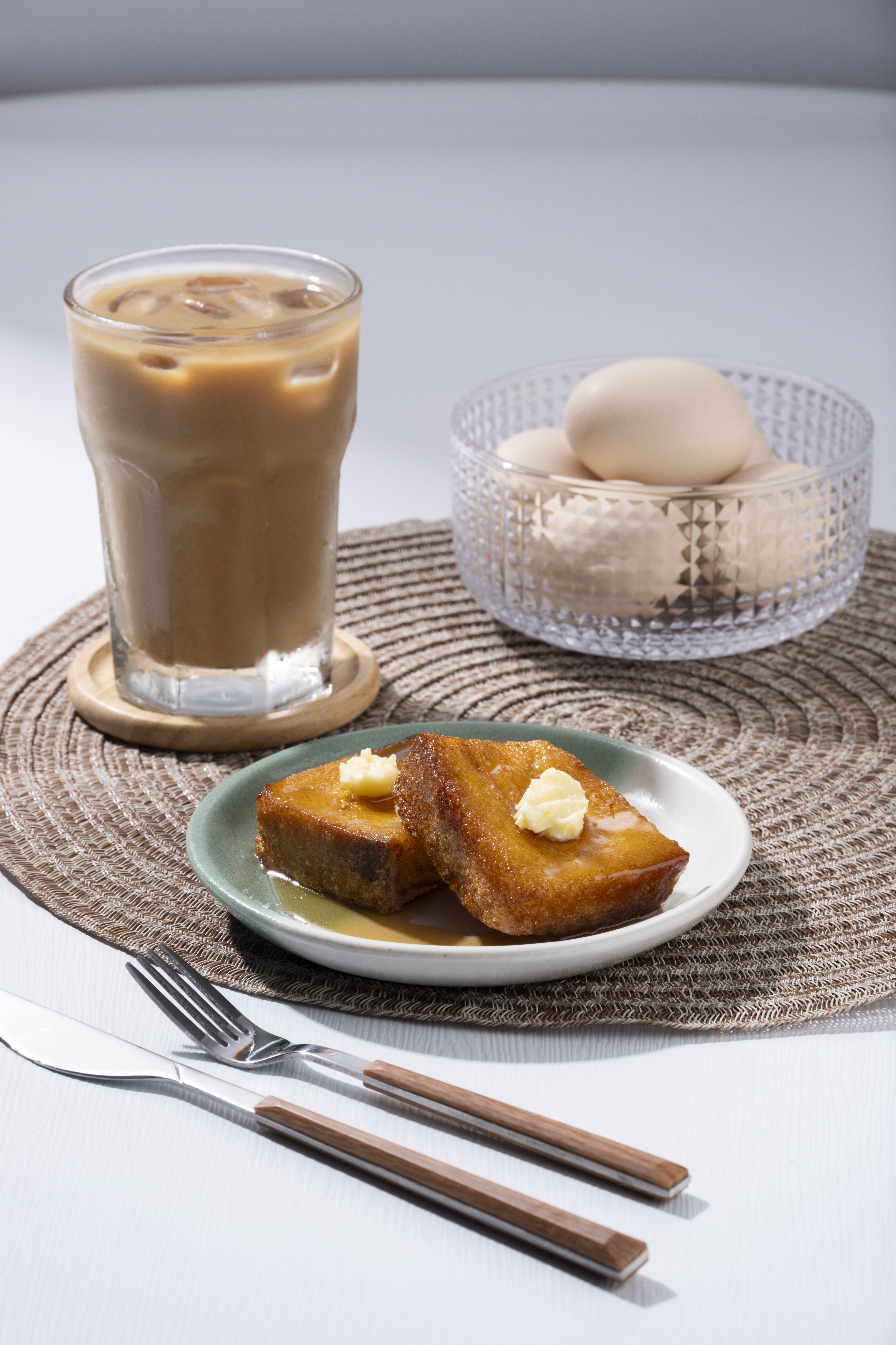 uo_winter-menu_hong-kong-style-french-toast.jpg