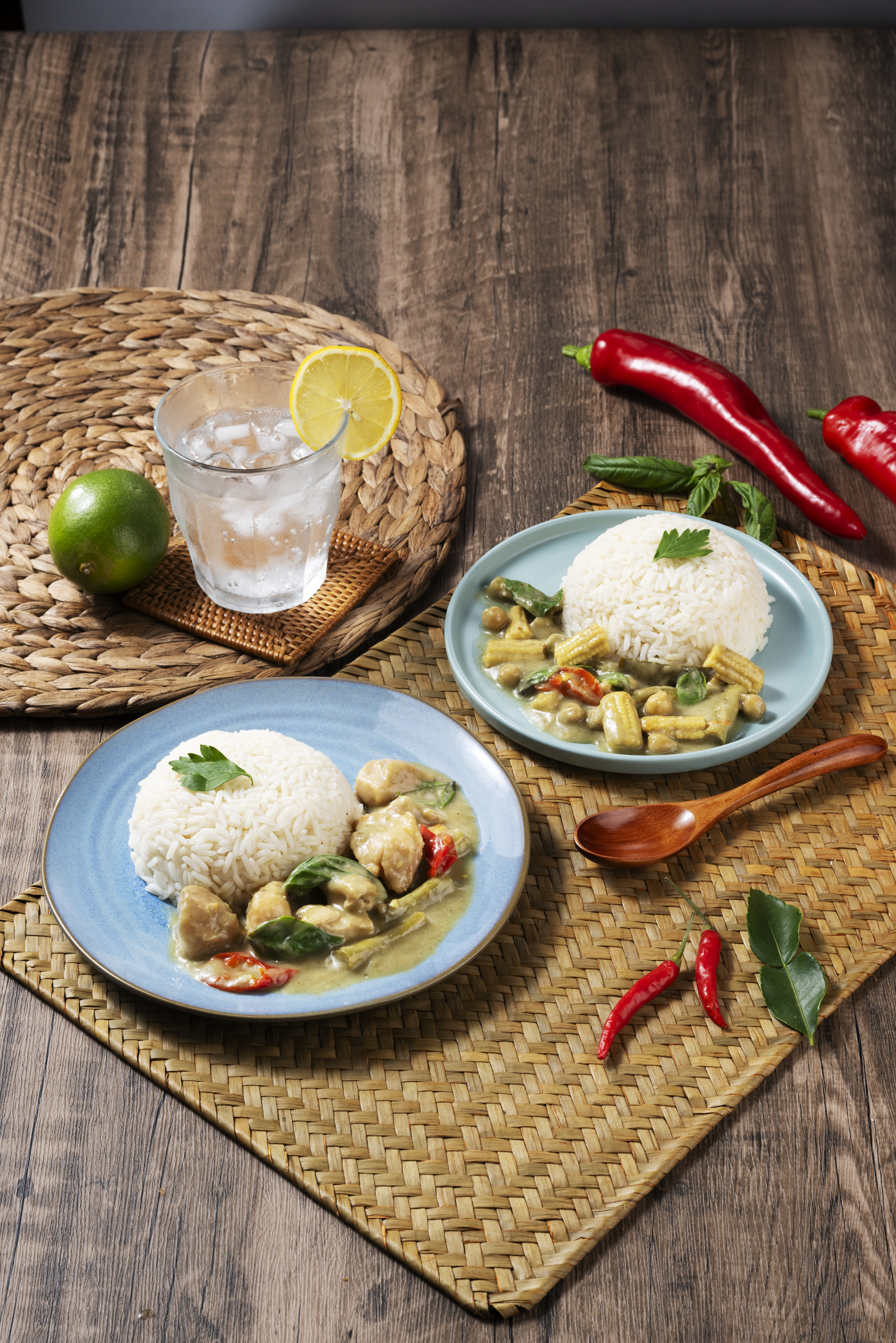 uo_winter-menu_thai-green-curry-chicken-with-rice.jpg